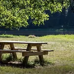Confortable Avec Terrasse Pour 2 Personnes - Api-1-52-875 * Isle-et-Bardais