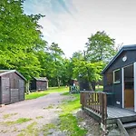 Confortable Avec Terrasse Pour 2 Personnes - Api-1-52-875 * Isle-et-Bardais