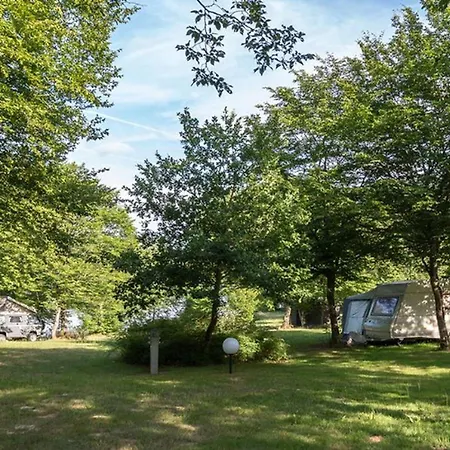 营地 Confortable Avec Terrasse Pour 2 Personnes - Api-1-52-875