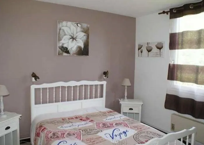 Confortable Avec Terrasse Pour 2 Personnes - Api-1-52-875 Camping Isle-et-Bardais