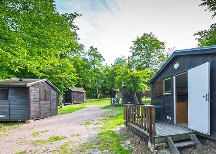 Confortable Avec Terrasse Pour 2 Personnes - Api-1-52-875 * Isle-et-Bardais